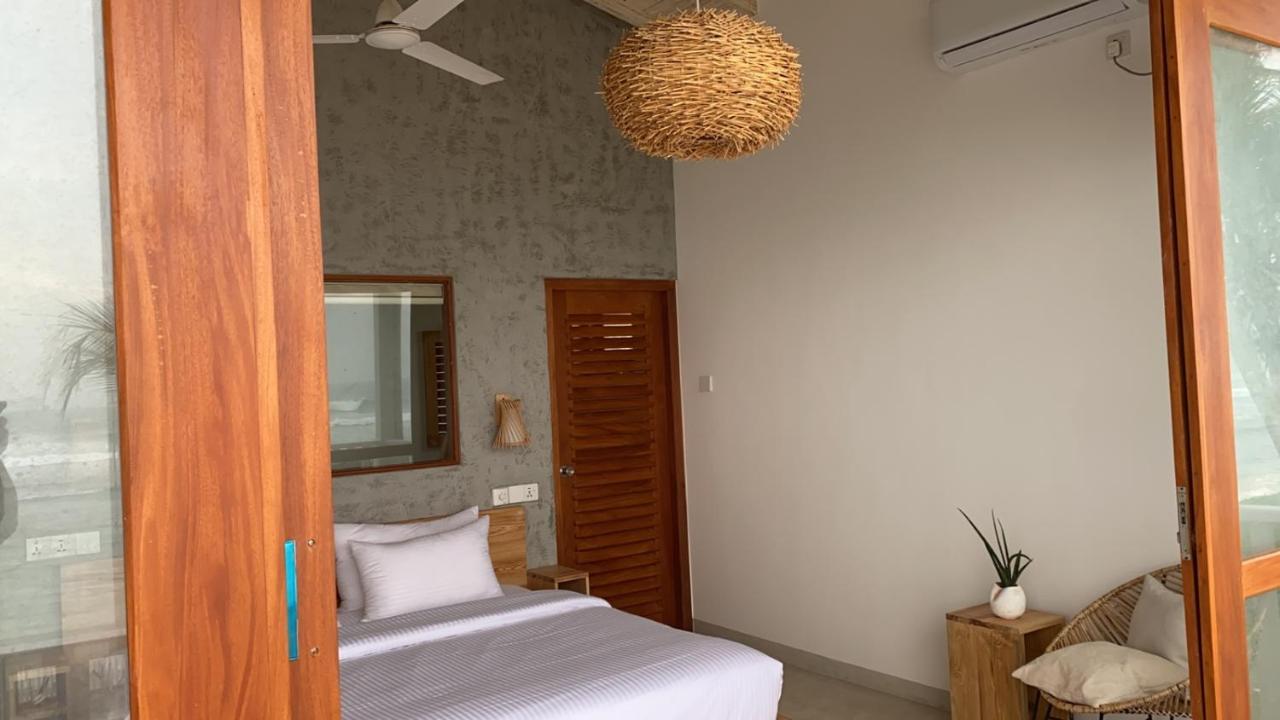 Lihinya Beach Villa Ахангама Экстерьер фото