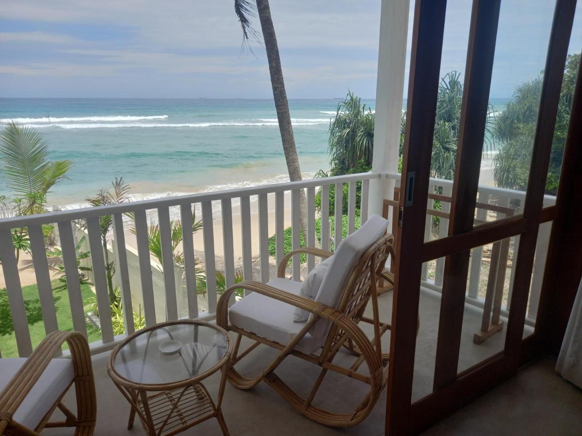 Lihinya Beach Villa Ахангама Экстерьер фото